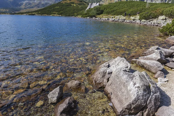 Verano en el valle de los 5 lagos en las altas montañas de Tatra —  Fotos de Stock