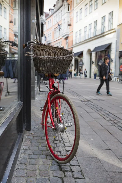 Bicicleta clásica vintage retro city en Copenhague, Dinamarca — Foto de Stock