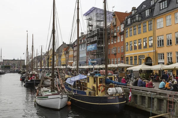 COPENHAGUE - 07 SEPTEMBRE : Yachts à NYHAVN le 07 septembre 201 — Photo