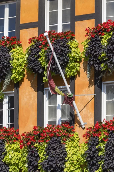 Oranje gebouw in Kopenhagen, Denemarken — Stockfoto