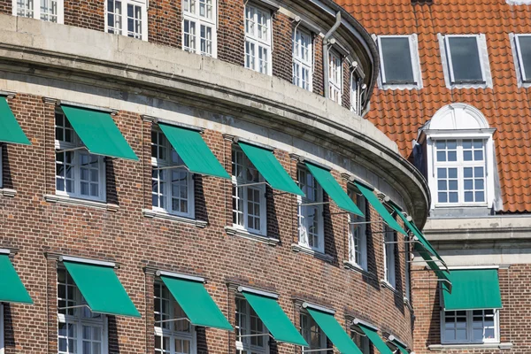 Traditionell arkitektur i Köpenhamn, Danmark — Stockfoto