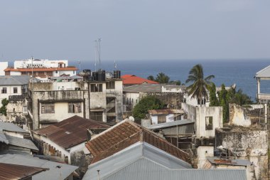 çatı görünümü stonetown zanzibar gösteren Afrika şehri