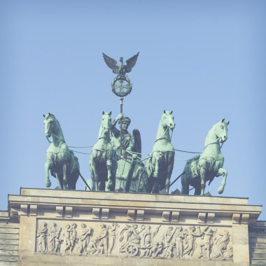 Berlin, Almanya - 11 Nisan 2014: Quadriga sutyen üzerine