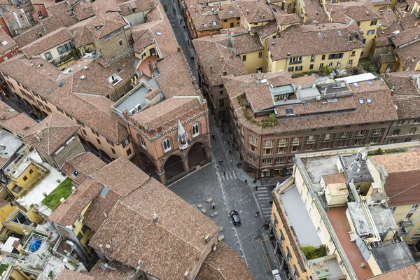 Vista da paisagem urbana de "Due torri" ou duas torres, Bolonha, província — Fotografia de Stock