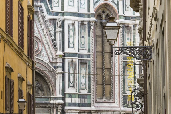 La Cattedrale di Santa Maria del Fiore (Duomo di Firenze) a — Foto Stock