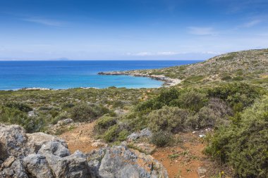 Panoramik manzaralı Yalı turkuaz su ile. East coast