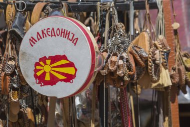 Geleneksel deri ayakkabılar, Skopje, Makedonya.