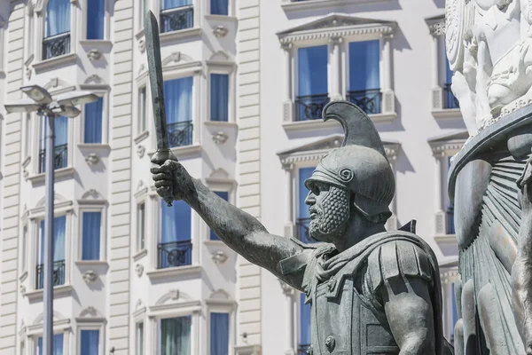 SKOPJE, MACEDONIA - 14 APRILE 2016: Statua di Alessandro Magno — Foto Stock