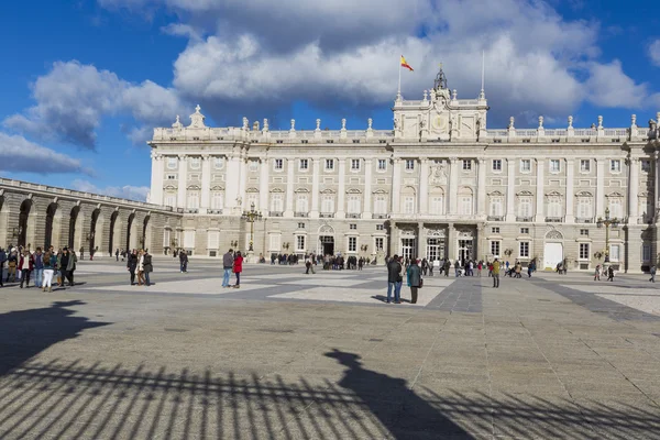 MADRID, ESPAÑA - 06 DE DICIEMBRE DE 2014: Palacio Real de Madrid — Foto de Stock