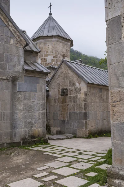 Starověký klášter Haghartsin se nachází nedaleko města Dil — Stock fotografie