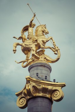 Tiflis, Gürcistan - Mayıs 07: Anıt cen özgürlük meydanında