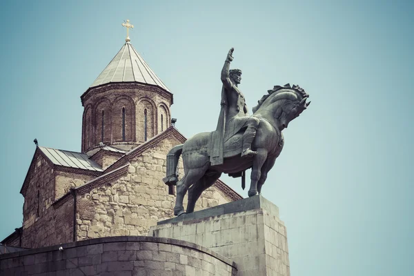 TBILISI, GEORGIA - MAY 07: The statue of David the Builder in fr — Stock Photo, Image