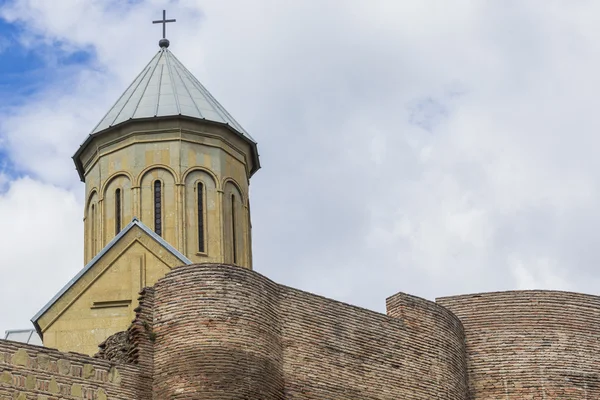 Igreja de São Nicolau na fortaleza de Narikala - Tbilisi, Geórgia . — Fotografia de Stock