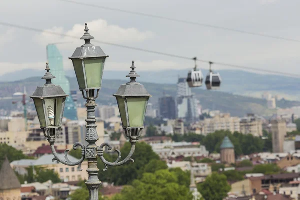 Tbilisi, Grúzia-május 07, 2016: sikló a Tbilisi város — Stock Fotó