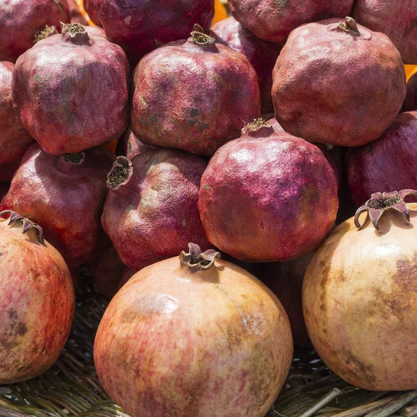 Pomegranate on the local market in Tibilisi, Georgia — Stock Photo, Image