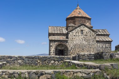 Sevanavank Gölü 'ndeki 9. yüzyıl Ermeni Manastırı.