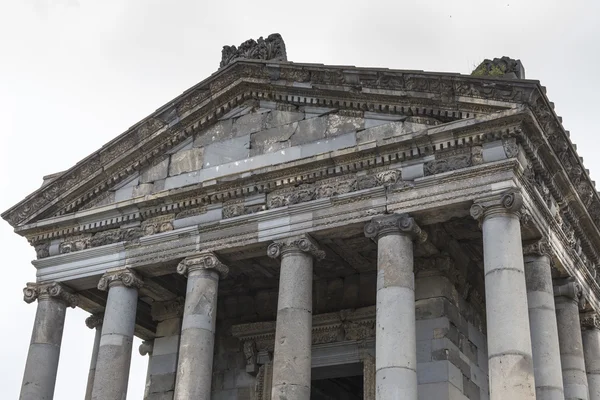 Alter heidnischer tempel garni, der hellenistische tempel in armenien — Stockfoto