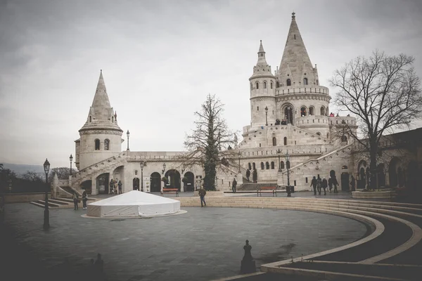 Budapest, Magyarország - December 10, 2015-re: Halászbástya a Bu — Stock Fotó