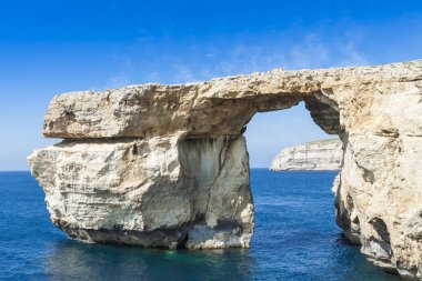 Gök Pencere, Malta 'nın Gozo adasındaki ünlü taş kemer.