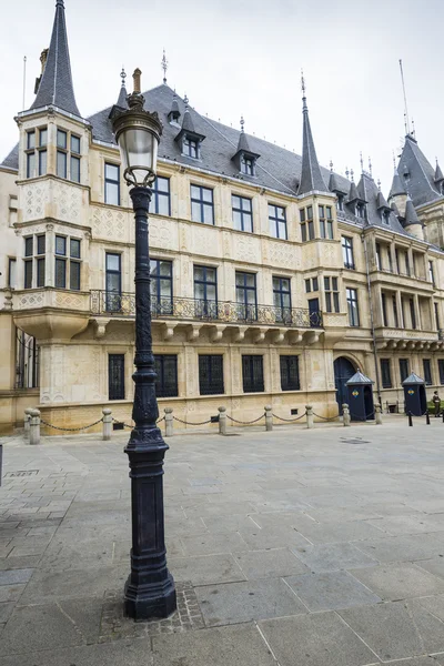 Staden Luxemburg, Luxemburg - 01 juli 2016: Grand Ducal Palace — Stockfoto