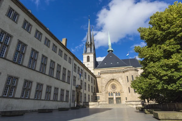 CIDADE DE LUXEMBURGO - LUXEMBURGO - JULHO 01, 2016: Notre-dame Cathedr — Fotografia de Stock