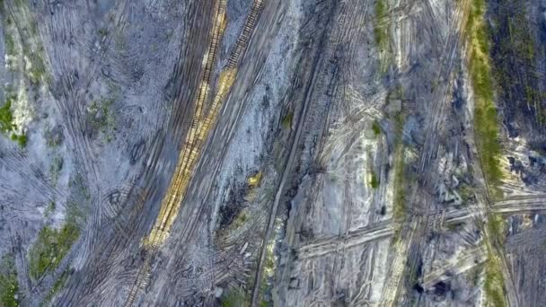 Altes Kohlebergwerk im Süden Polens. Blick von oben. — Stockvideo