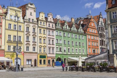 Pazar squar Wroclaw, Polonya - Temmuz 07, 2016:Architecture