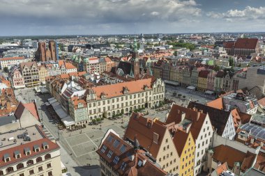 Wroclaw, Polonya - 07 Temmuz 2016: Doğal yaz hava panorama o