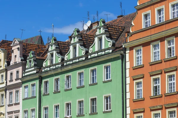 WROCLAW, POLONIA - 07 DE JULIO DE 2016: Arquitectura de la Plaza del Mercado — Foto de Stock