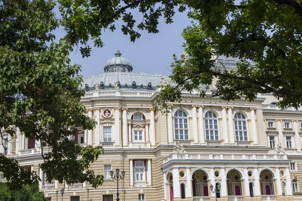 ODESSA, UKRAINE - AUGUST 02, 2016:The Odessa National Academic T — Stock Photo, Image