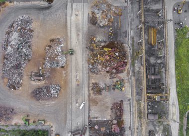 Demir kazık, iş makineleri geri dönüşüm hammadde. Metal atık ju