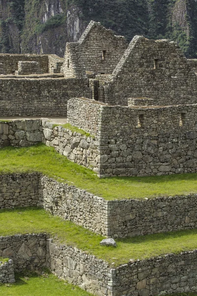 Vista da antiga cidade inca de Machu Picchu. O século 15 — Fotografia de Stock