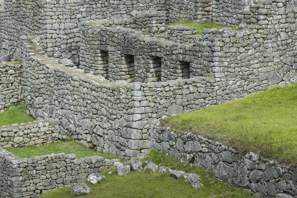 Vista da antiga cidade inca de Machu Picchu. O século 15 — Fotografia de Stock