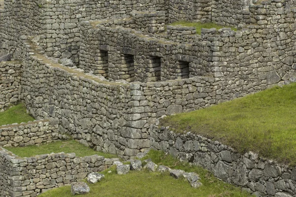 Vista da antiga cidade inca de Machu Picchu. O século 15 — Fotografia de Stock