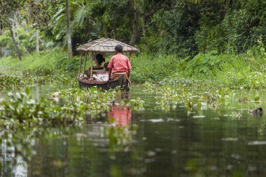 Alleppey, Kerala, Hindistan - 16 Ağustos 2016: Kimliği belirsiz Hint p