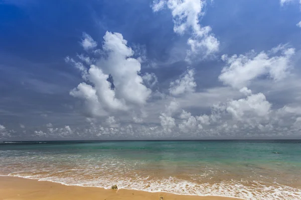 Havelock Island blue sky with white clouds, Andaman Islands, Ind — Stock Photo, Image