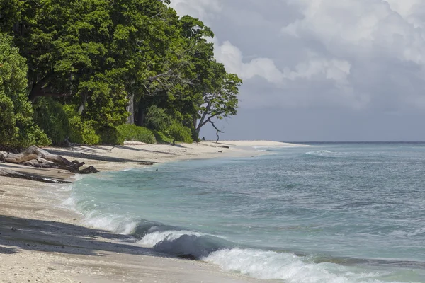 Havelock Island blue sky with white clouds, Andaman Islands, Ind — Stock Photo, Image