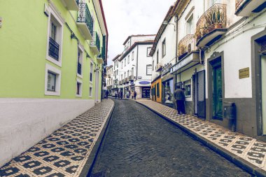 Azores Adaları Mimarisi. Portekiz 'in Azores kentindeki Ponta Delgada' nın tarihi şehir merkezi.. 