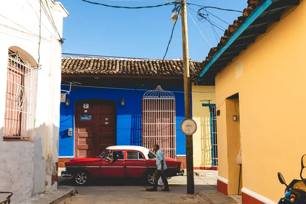 Bunte Häuser Und Oldtimer Trinidad Kuba Unesco Weltkulturerbe — Stockfoto