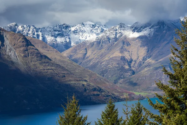 Gölün Güney Adası, Queenstown Yeni Zelanda manzara — Stok fotoğraf