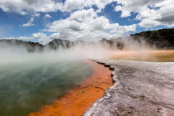 Champagne Pool in Waiotapu Thermal Reserve, Rotorua, New Zealand — Stock Photo, Image