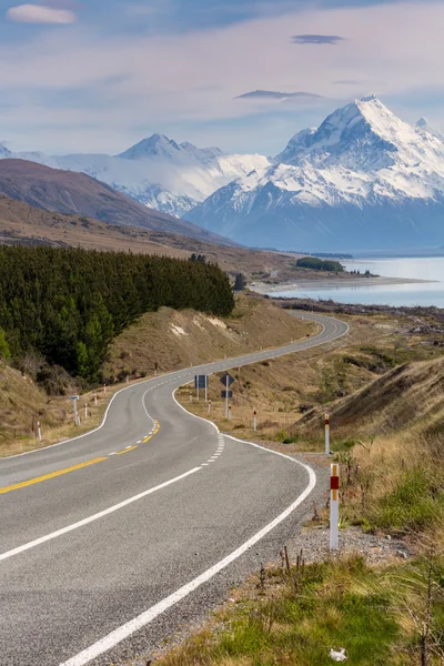 Cinematic Road to Mount Cook , New Zealand. — Stock Photo, Image