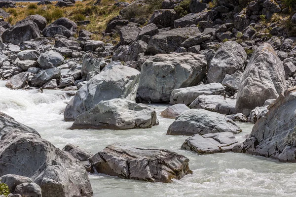 Hooker River in Aoraki national park New Zealand — Stock Photo, Image