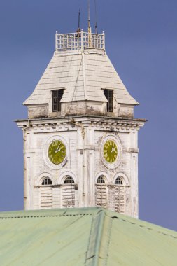 Harikalar House, House of Wonders, daha fazla saat düzgün c