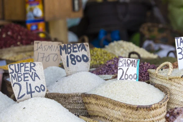 Traditional food market in Zanzibar, Africa. — Stock Photo, Image