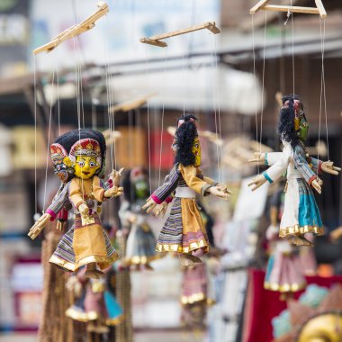 Maskeleri, Bebek ve Hatıra Eşyası Durbar Meydanı Ka'sokak dükkanda