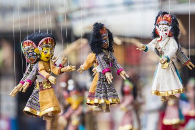 Maskeleri, Bebek ve Hatıra Eşyası Durbar Meydanı Ka'sokak dükkanda