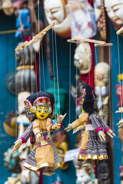 Masks, dolls and souvenirs in street shop at Durbar Square in Ka — Stock Photo, Image