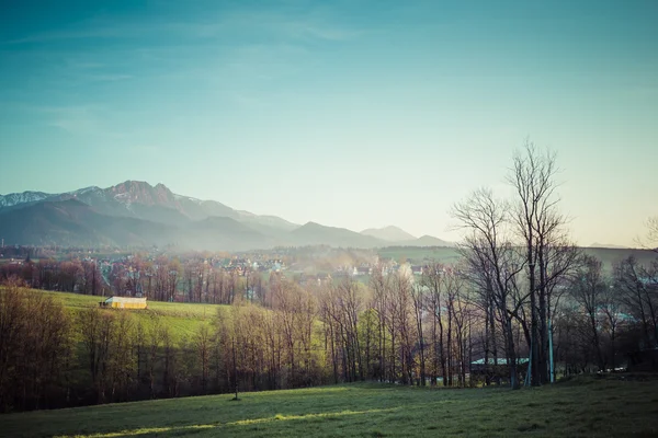 Panorama das Montanhas Tatra na primavera, Polônia — Fotografia de Stock