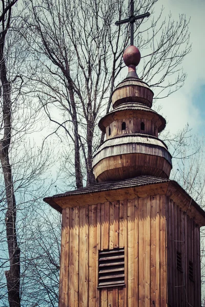 Zakopane, Polen - 11 mei 2015: Oude kerk van onze Vrouwe van Czest — Stockfoto